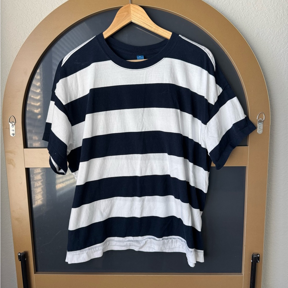 Old Navy White&Navy Shirt Size XL